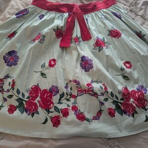 Floral Women's Skirt with Red Accents